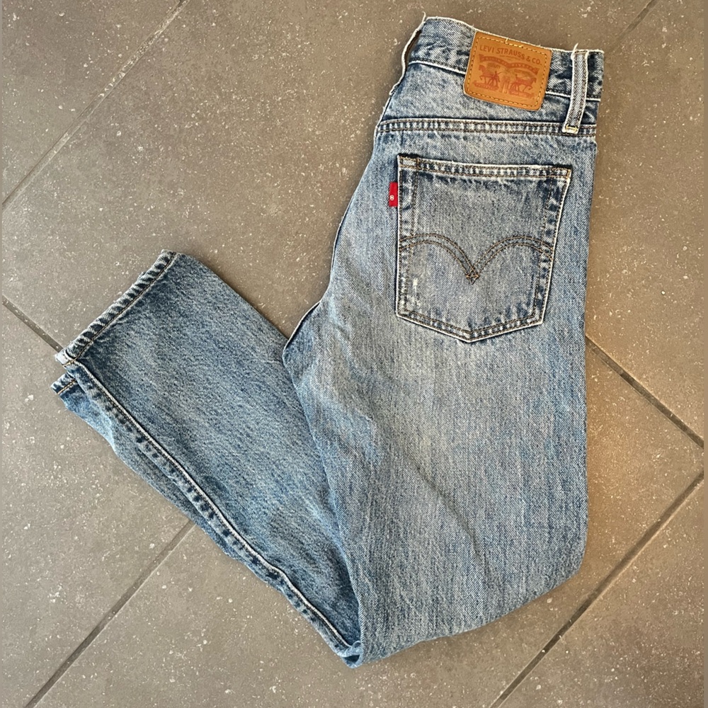 Levi’s wedgie straight leg jeans - Picture 1 of 12